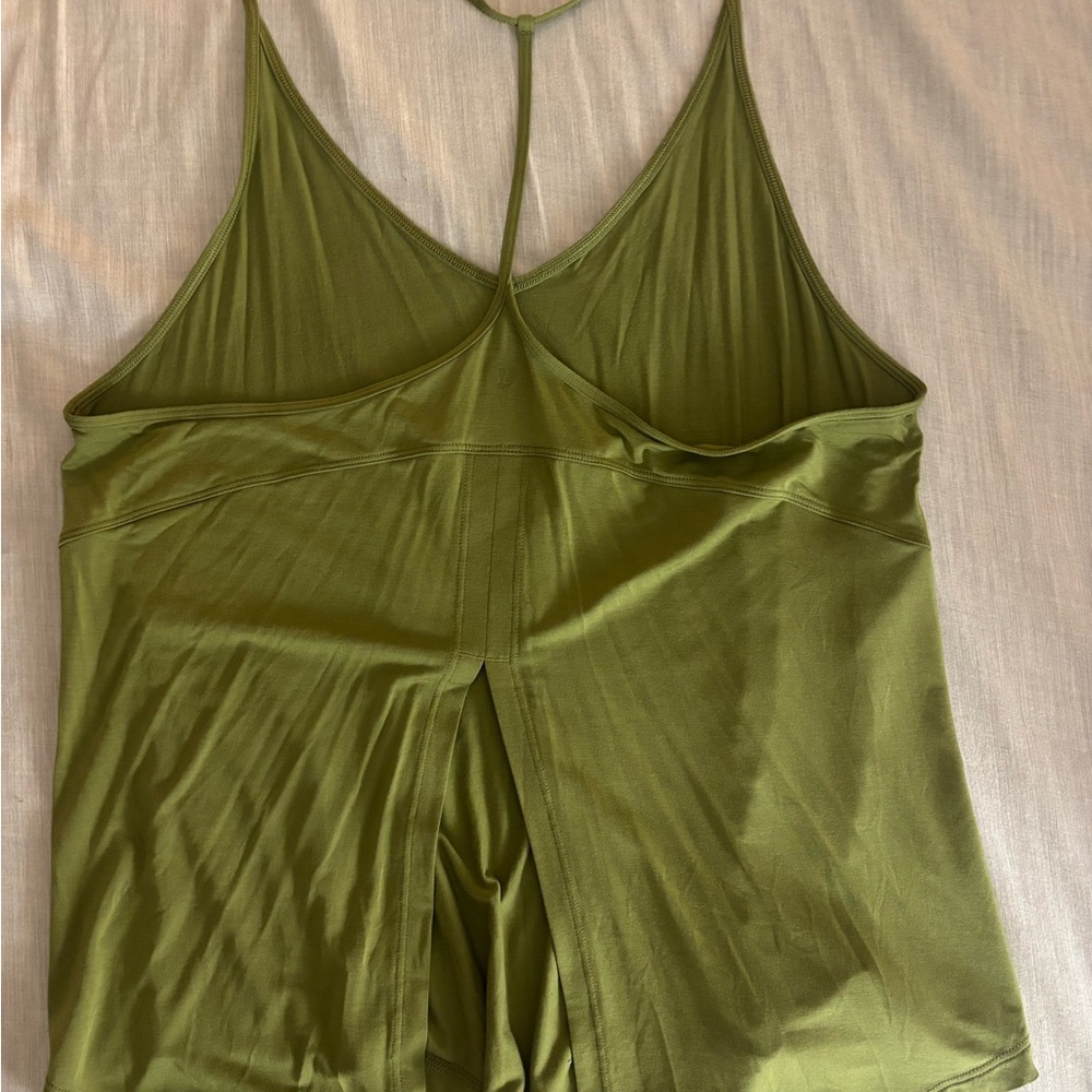 2 lululemon yoga tank tops - Picture 2 of 4